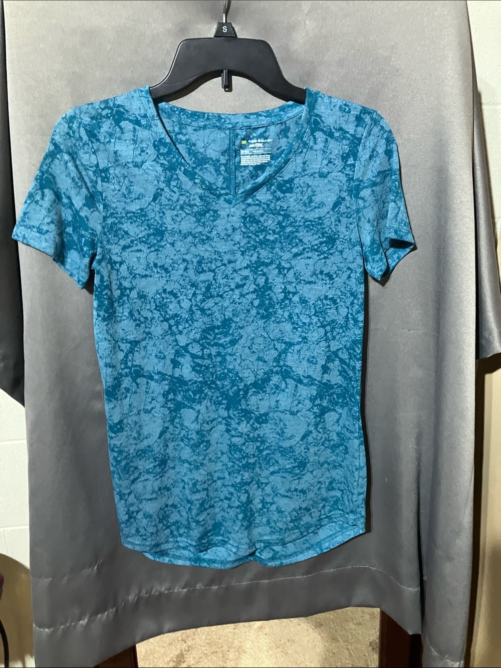 tek gear Teal Marble-Print V-Neck Short Sleeve Tee